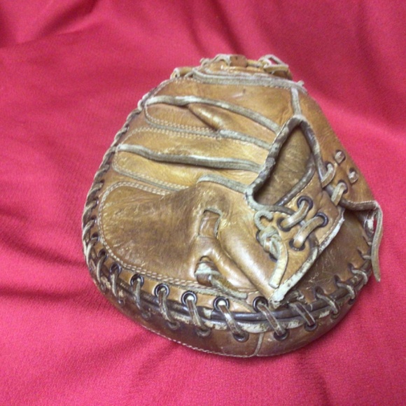 - Vintage CATCHERS glove - Picture 3 of 4